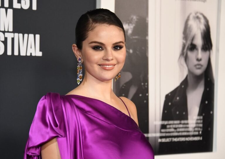 selena gomez net worth